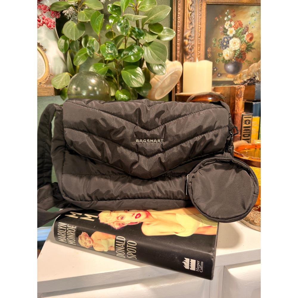 Bagsmart Black Quilted Puffer Crossbody Bag with Detachable Coin Purse